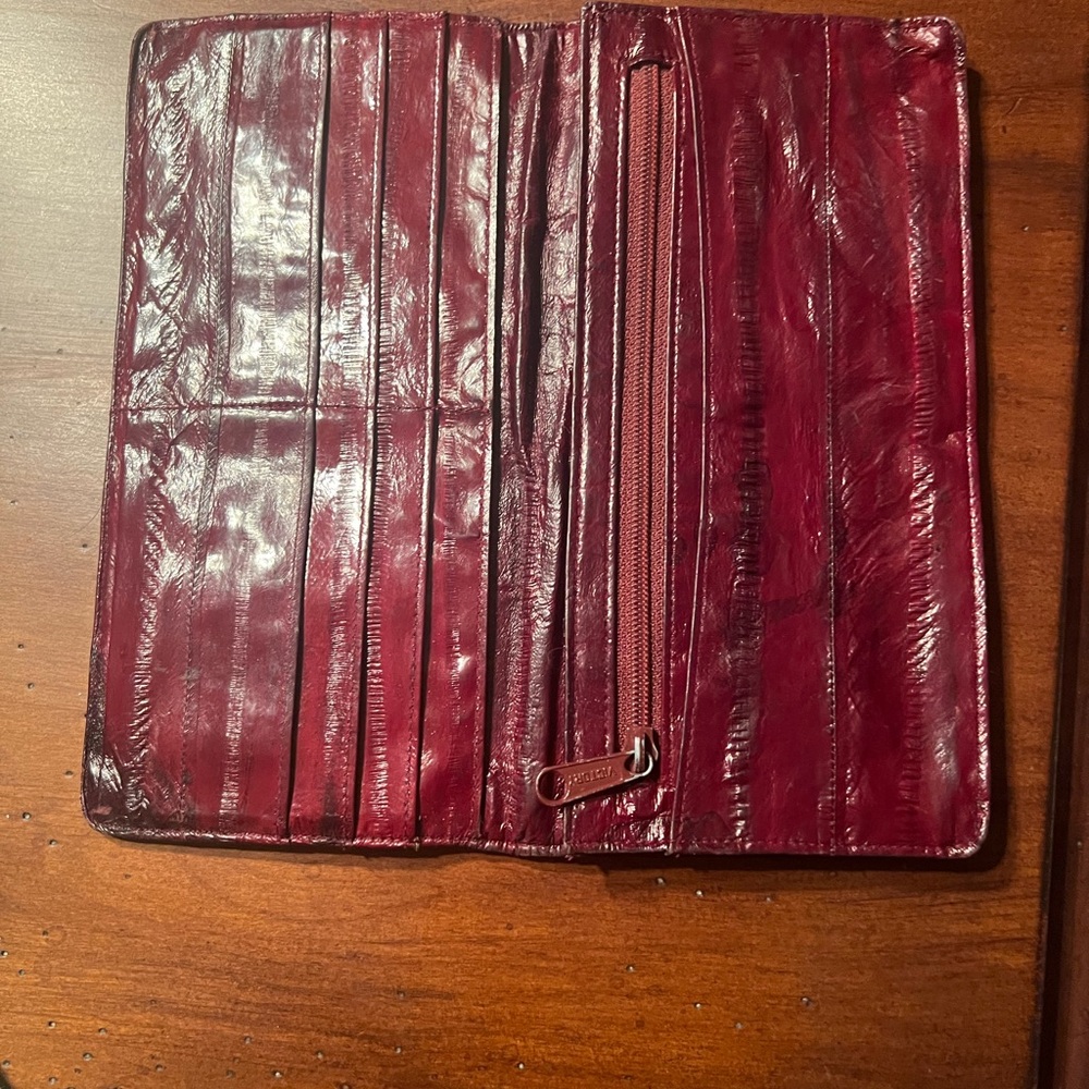 Authentic eelskin wallet from Hawaii.
